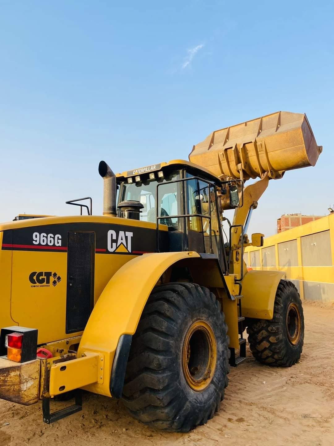لودر CAT 966